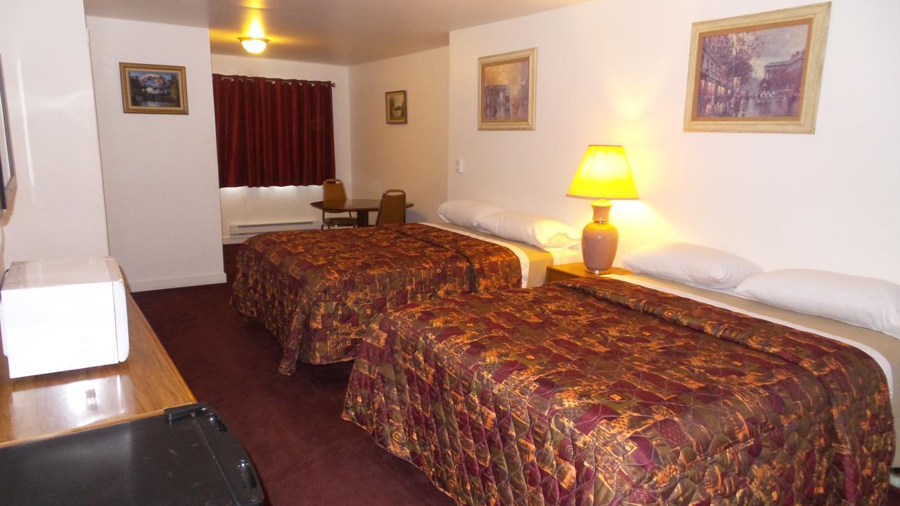 Golden Lion Motel Raymond Dış mekan fotoğraf